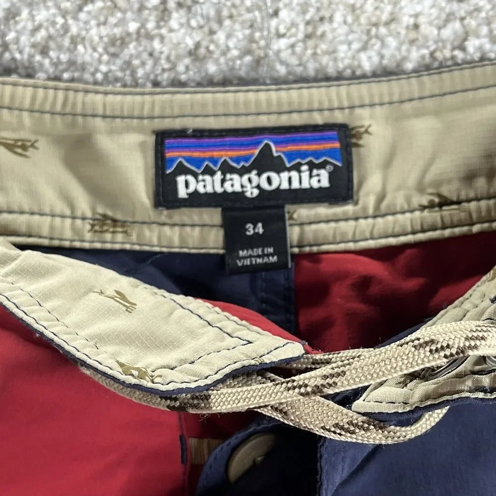 Patagonia Minimalist Wavefarer Board Shorts Men's‎ 34 Blue Red